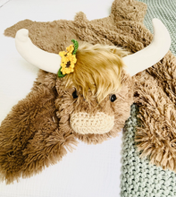 Load image into Gallery viewer, Highland Cow Blanket
